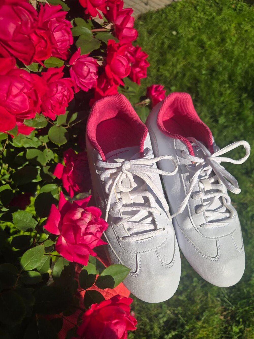 White champions tennis shoes